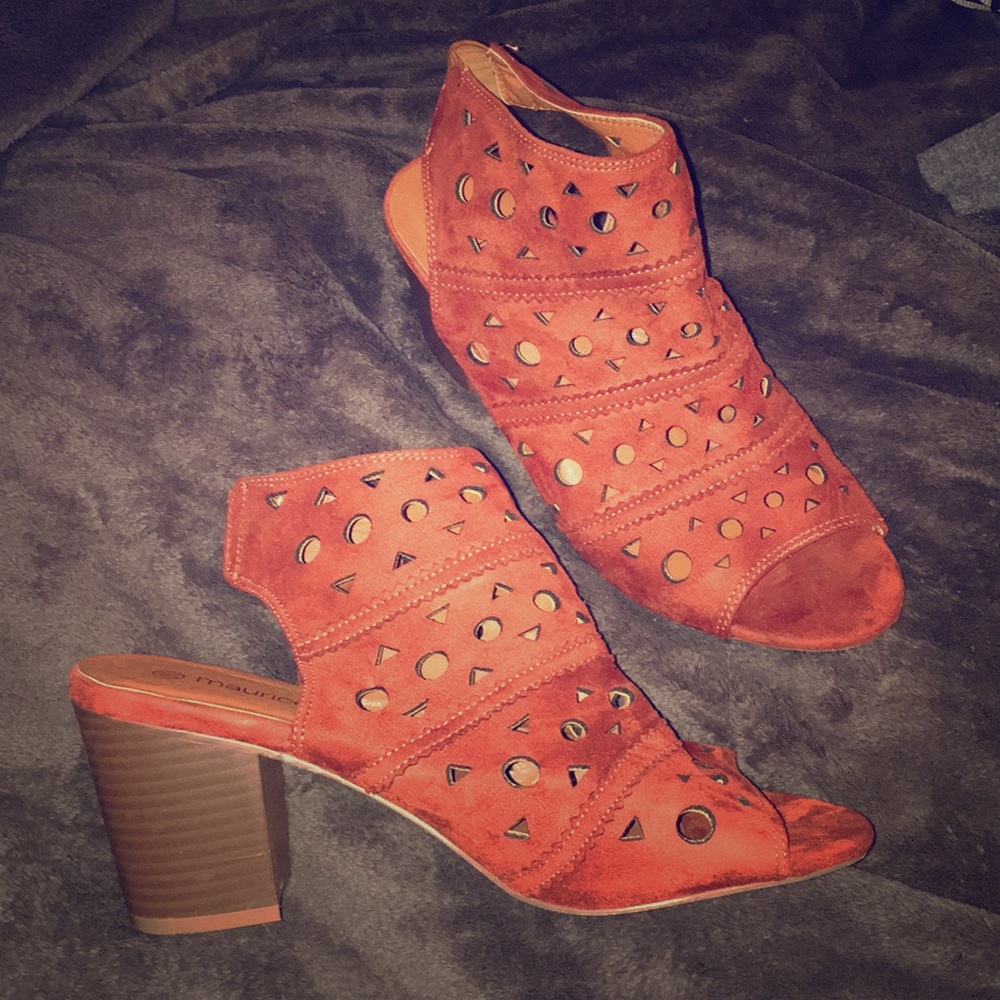 Super cute orange heels